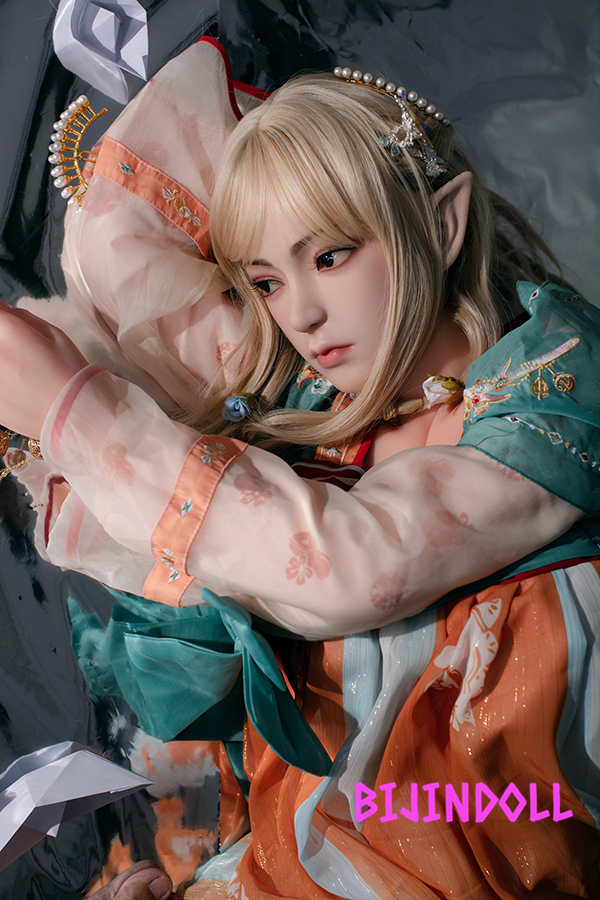 Bezlya 三色菫 160cm Ｂ-cup Silicone Chinese Beautiful Real Love Doll Court Style Luxury Dutch Doll Creampie