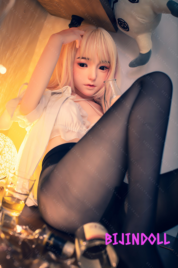 Bezlya 風鈴 149cm C-cup Silicon head real integrated experience love doll Sex experience with Real Asian sex dolls