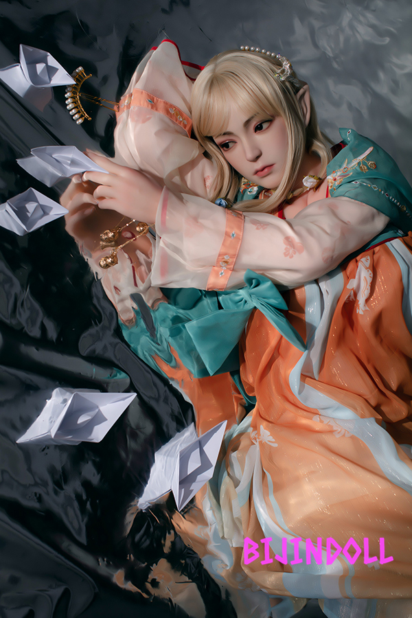 Bezlya 三色菫 160cm Ｂ-cup Silicone Chinese Beautiful Real Love Doll Court Style Luxury Dutch Doll Creampie