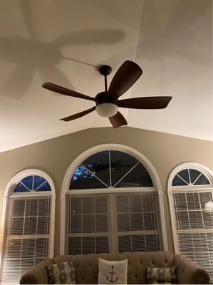 Harbor Breeze Saratoga 60-in Oil-Rubbed Bronze LED Indoor Ceiling Fan with Light Kit and Remote (5-Blade)