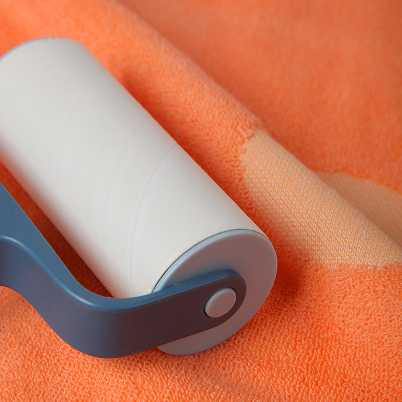 100% cotton bath towel is soft, absorbent and not easy to shed.