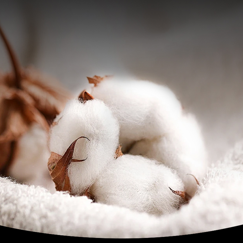 Cartoon bath towel is soft, water-absorbing and not easy to shed