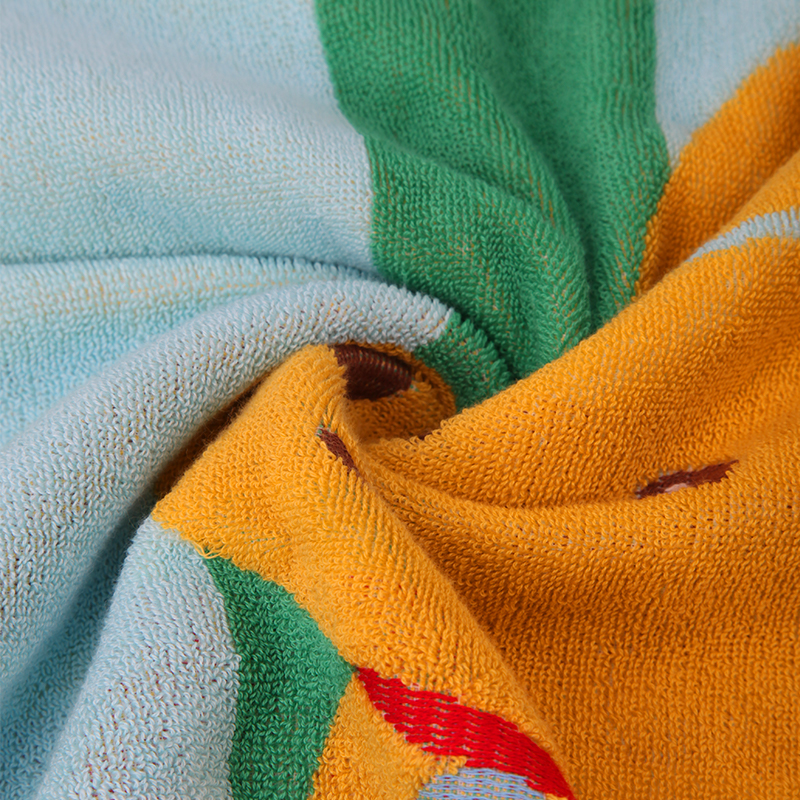 Cartoon bath towel softens and protects skin