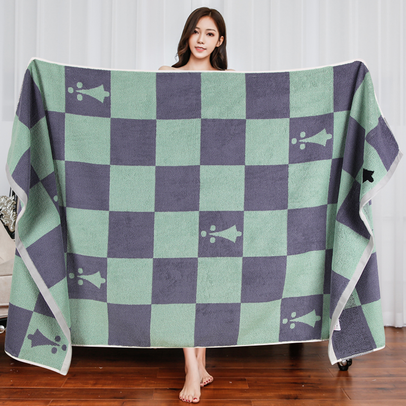 Pure cotton bath towel is specially used for men in hotels to absorb water and is not easy to shed.