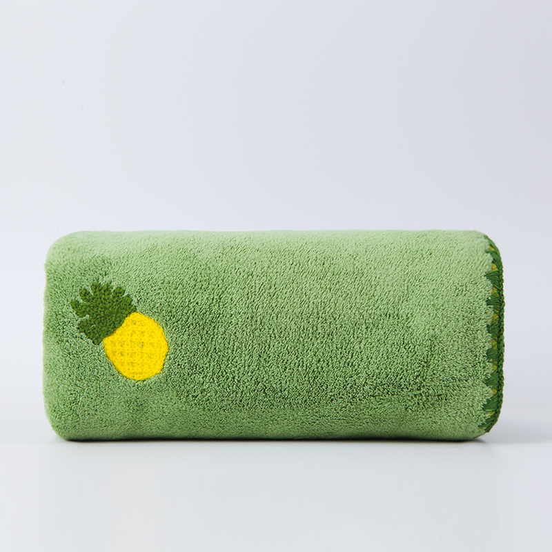 Pineapple bath towel, soft and absorbent