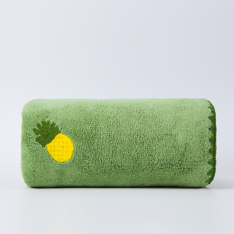Pineapple bath towel, soft and absorbent