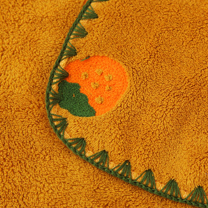 Strawberry series bath towel, soft and absorbent