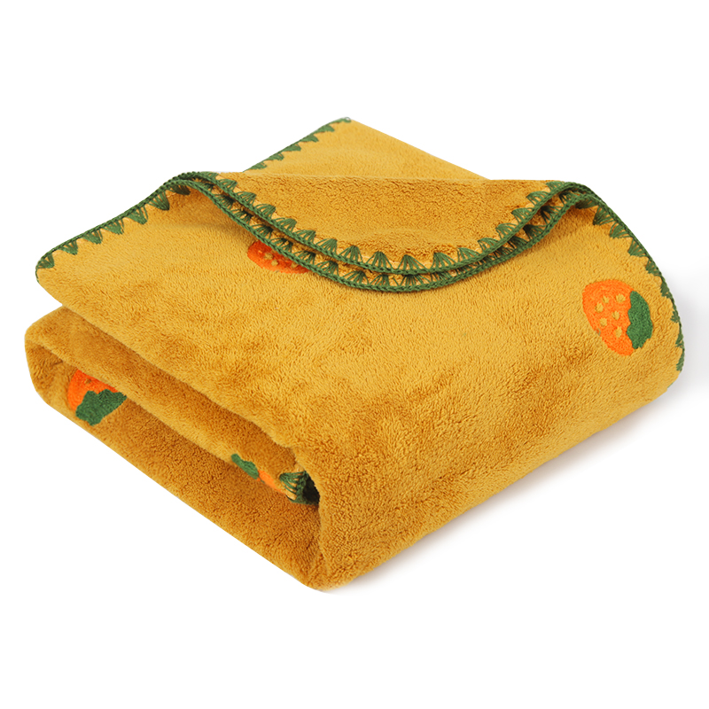 Strawberry series bath towel, soft and absorbent
