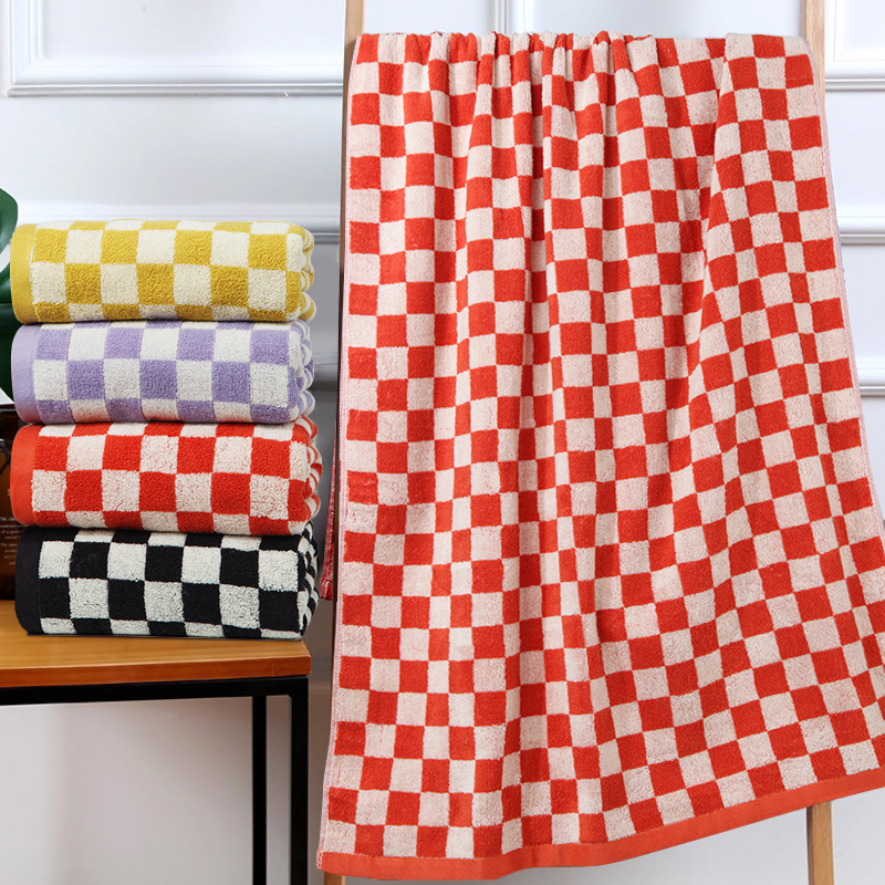 Checkerboard bath towel