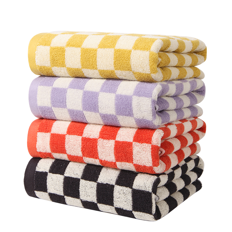 Checkerboard bath towel