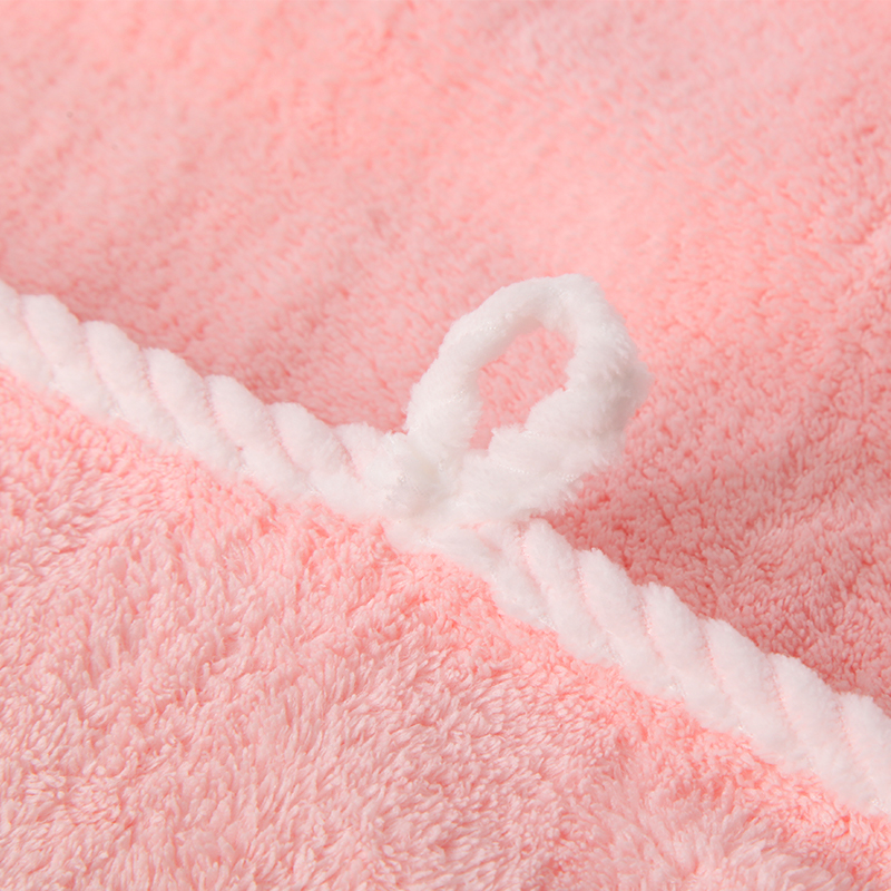 Absorbent bath towel, soft and skin-friendly