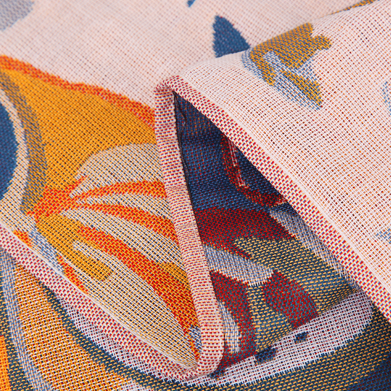 Guagualai Cai gauze bath towel, lightweight and breathable