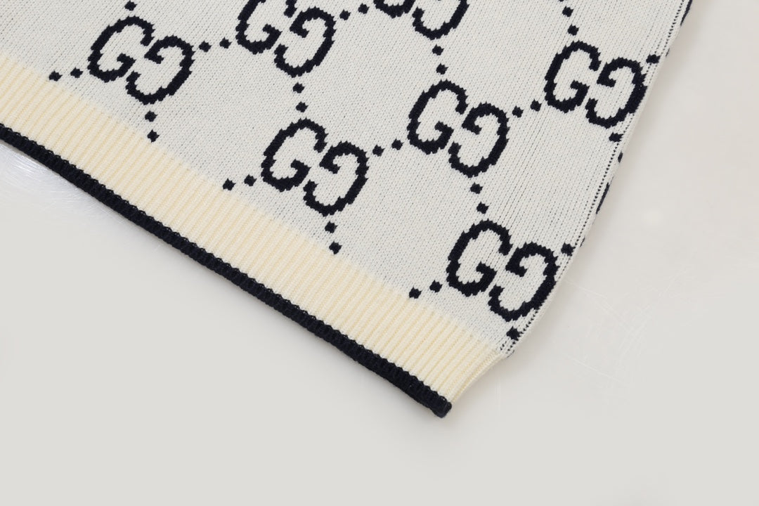 New Alphabet Jacquard Crew-Neck Sweater