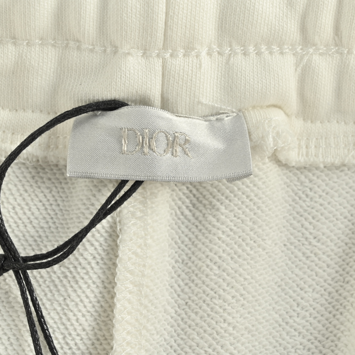 Embroidered lettering shooting star shorts