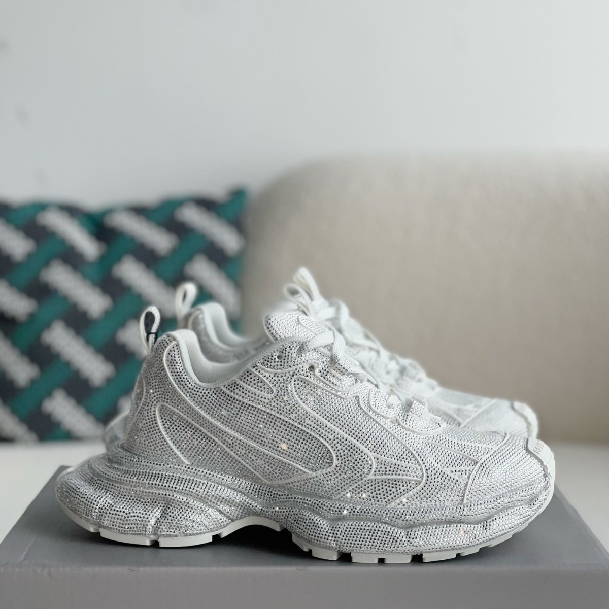 3XL Sneaker Full Diamond