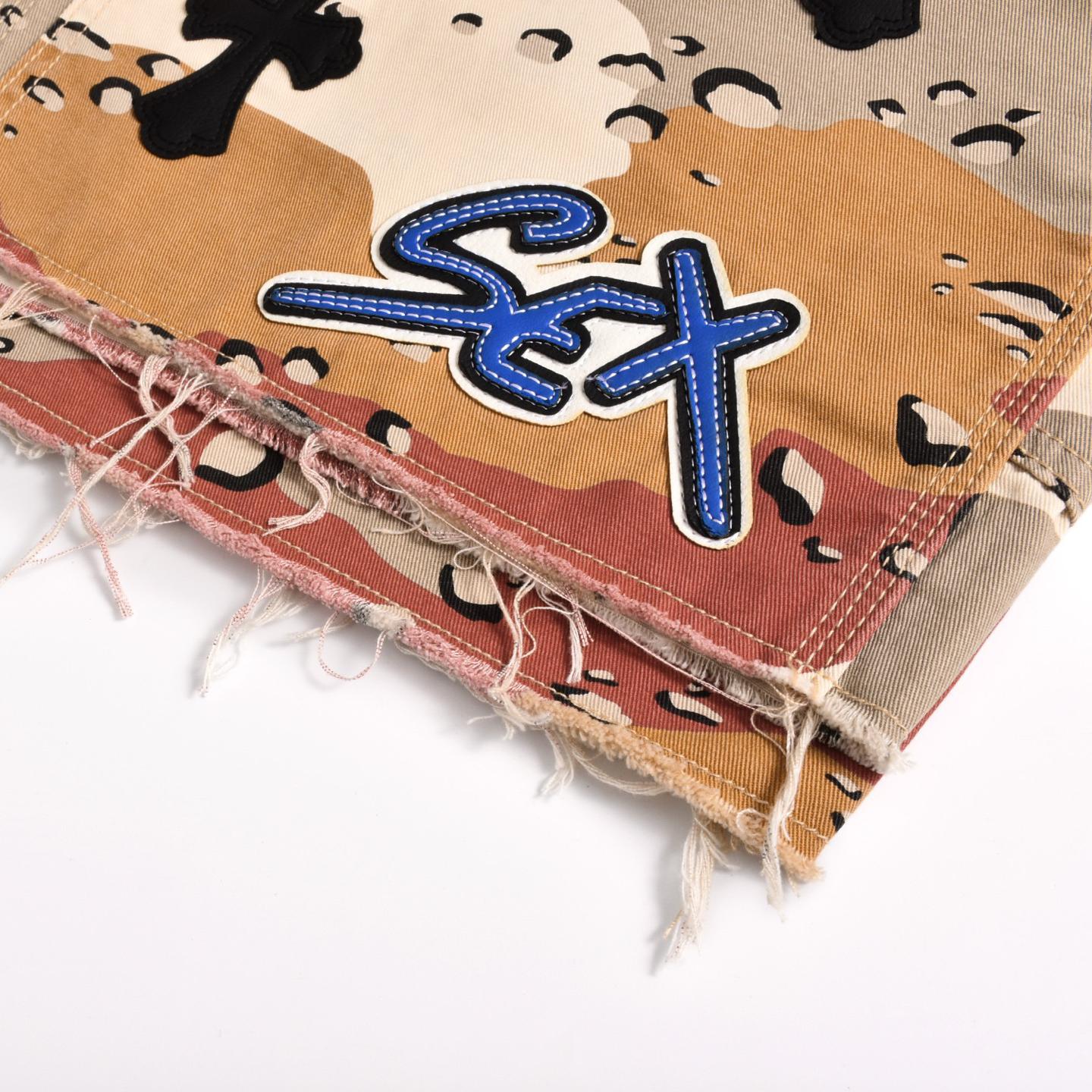 Cross camouflage shorts