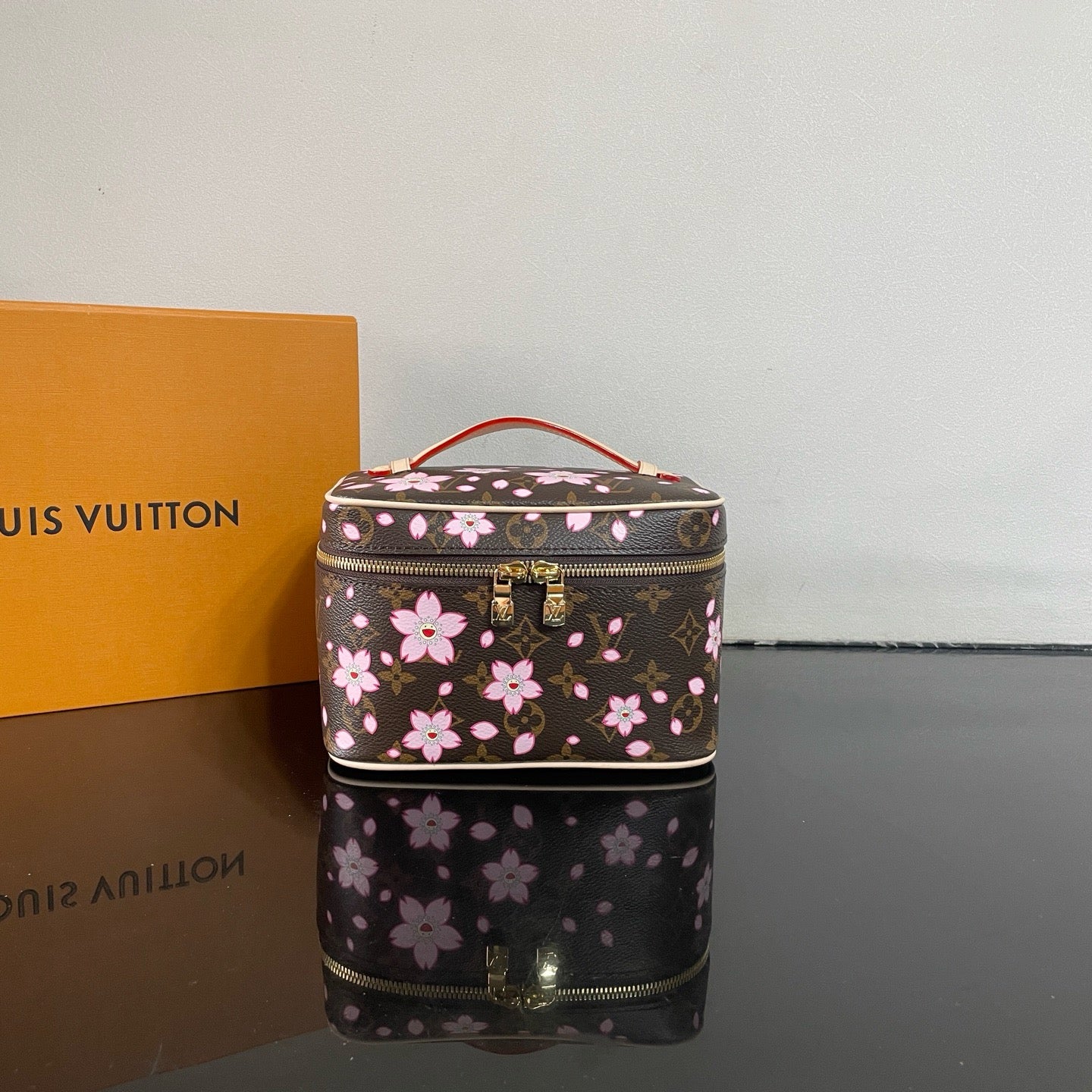 Nice Mini Cosmetic Bag