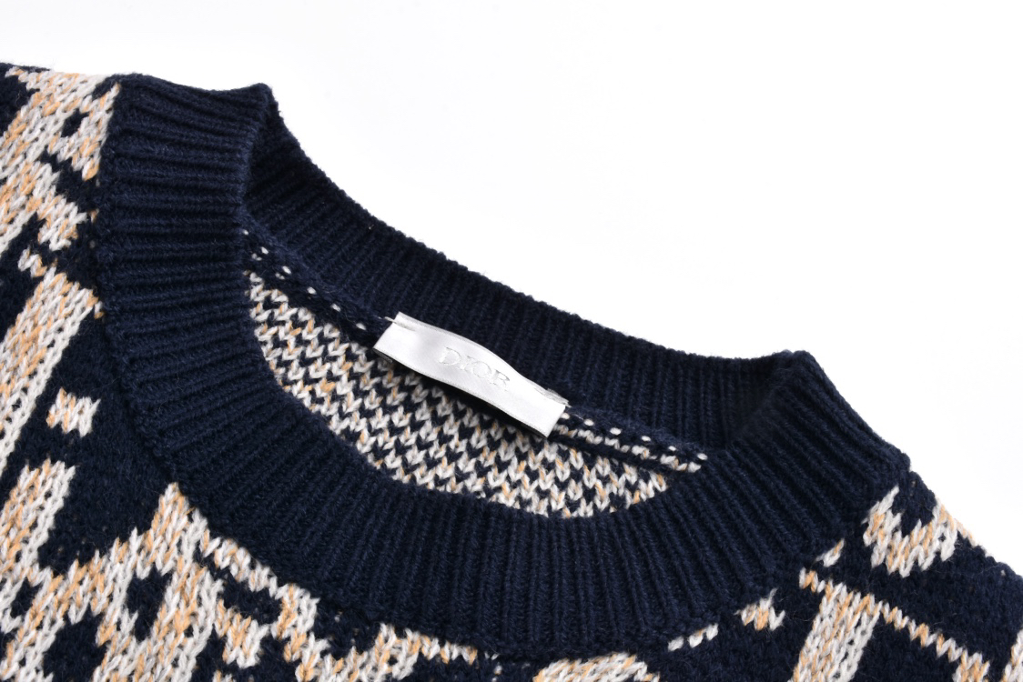 All over print jacquard crew neck sweater
