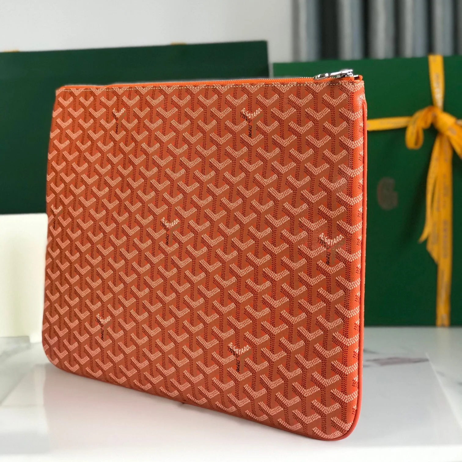 Pouch 40 In Red Orange Canvas