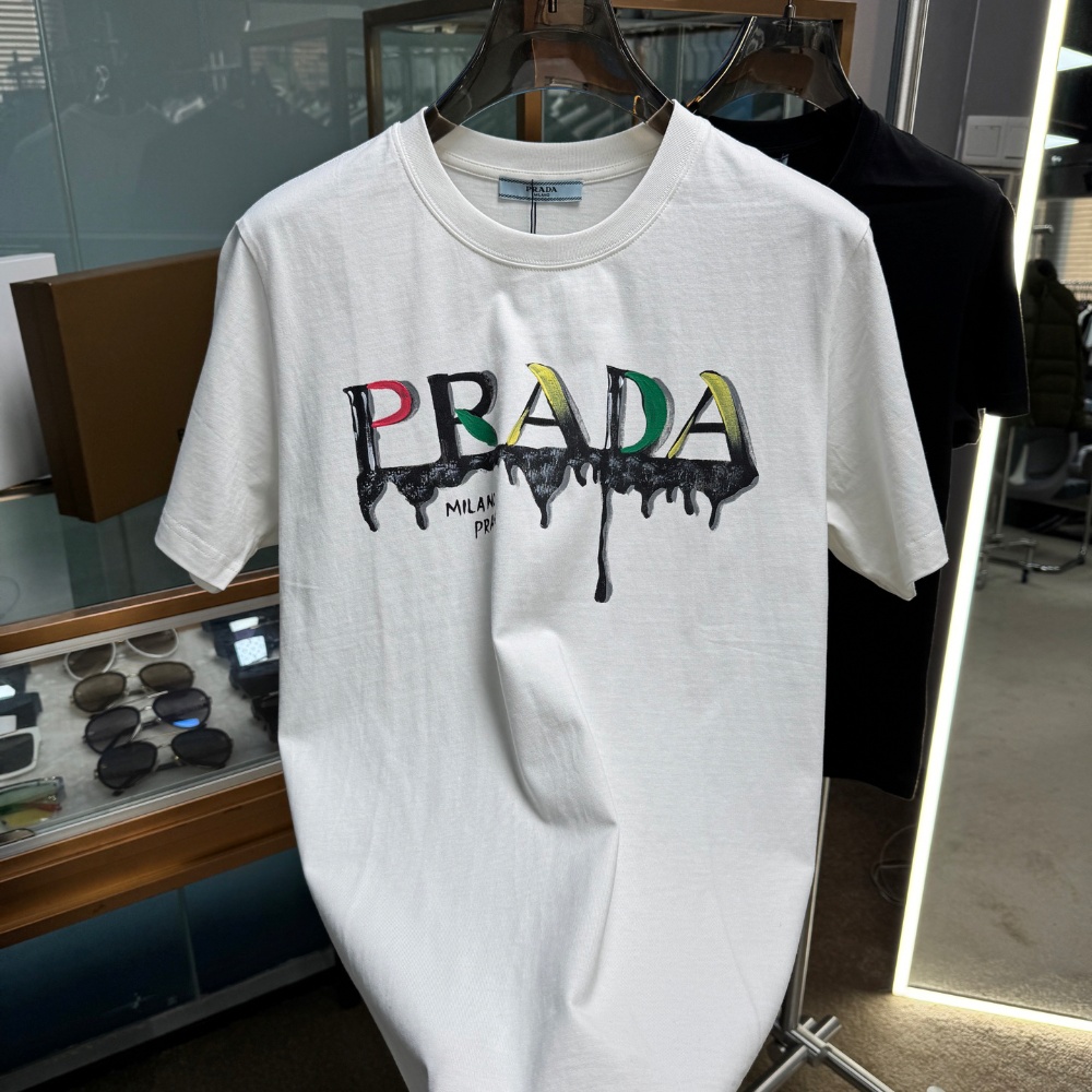 Personalized Graffiti Letter Print T-shirt