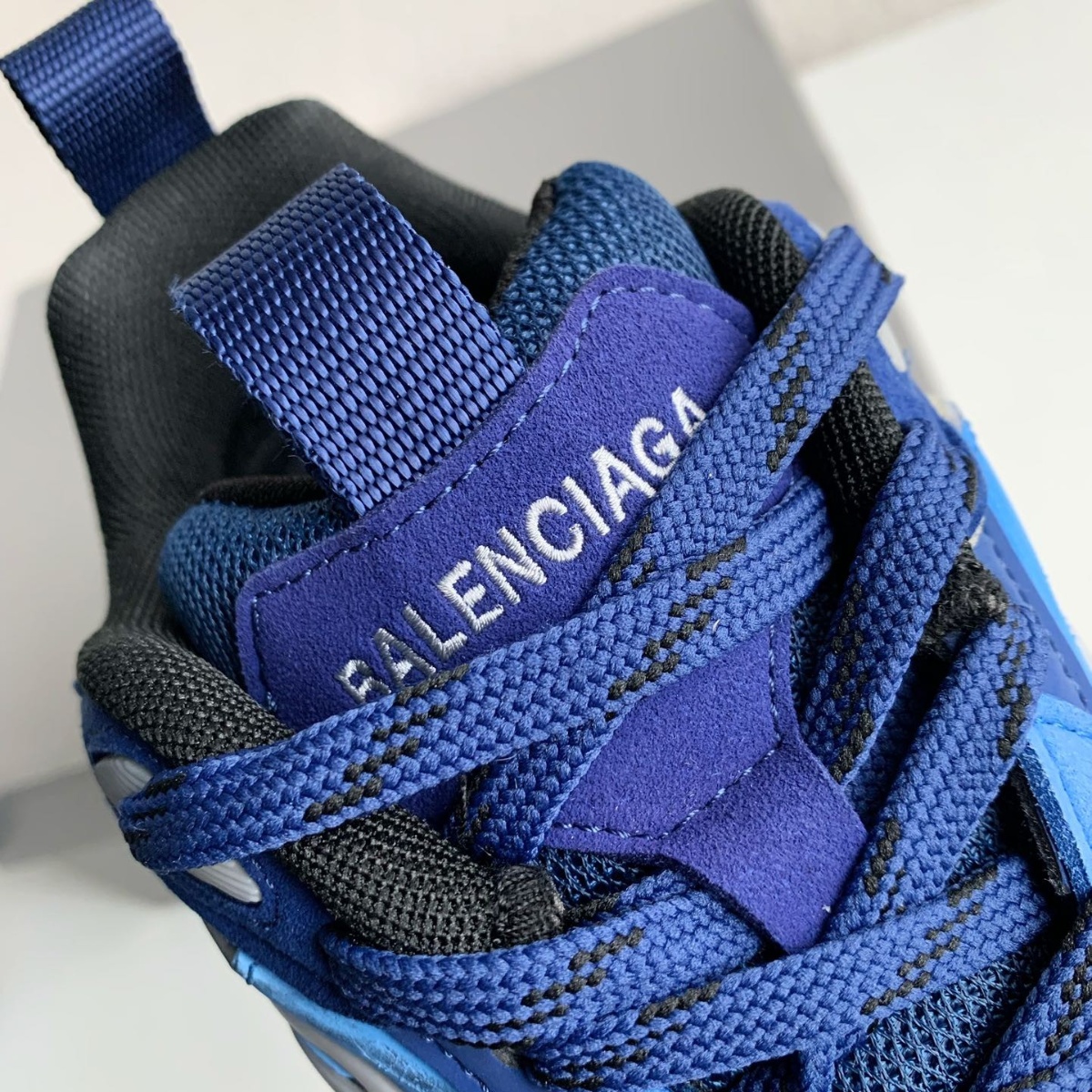 Balenciaga Cargo Sneakers in Blue/White