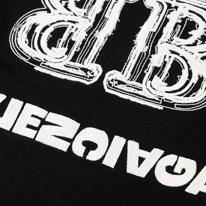 Lettering embroidered T-shirt