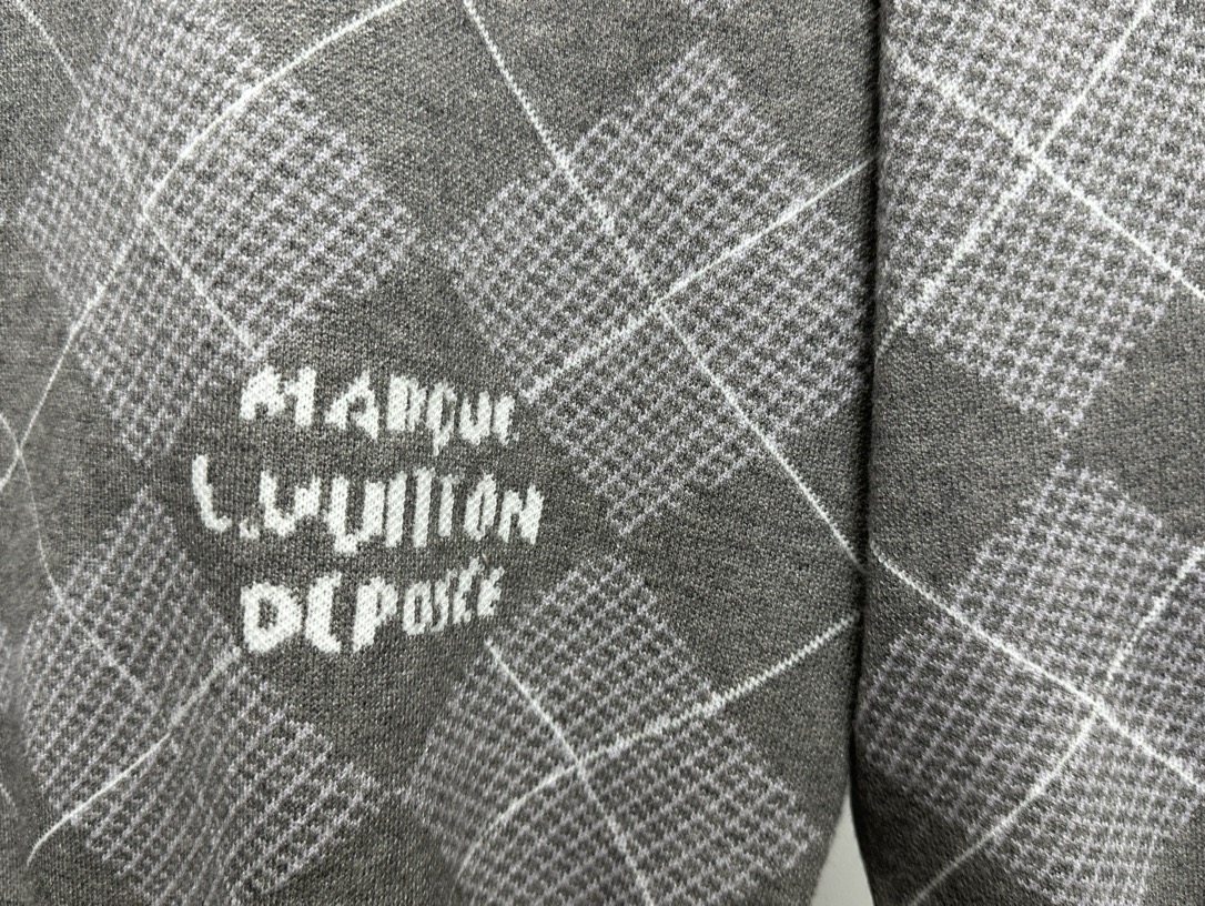 Diamond Check Sweater Cardigan