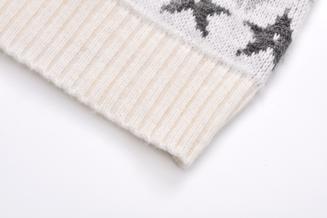 Star wool sweater