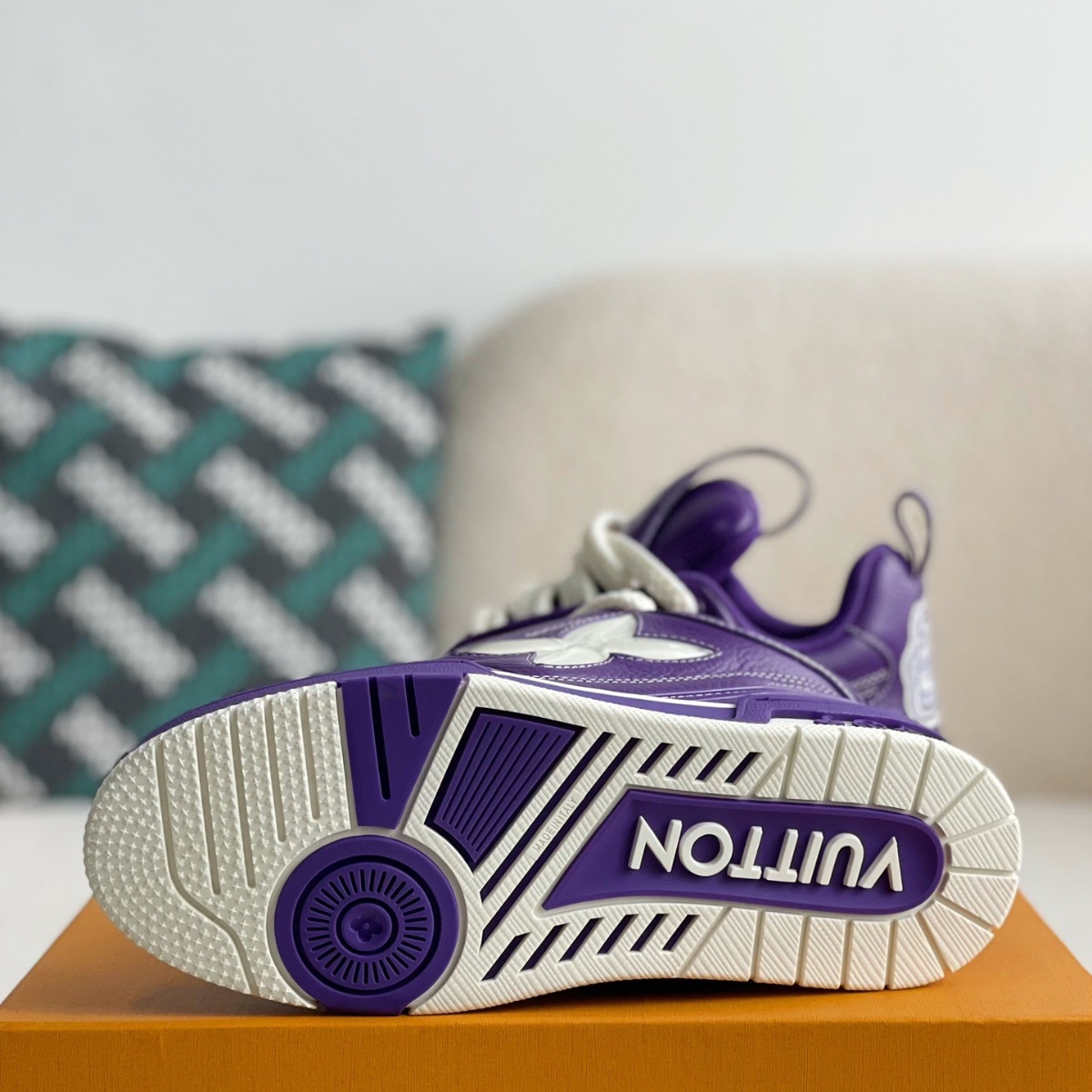 Purple skateboard sneakers