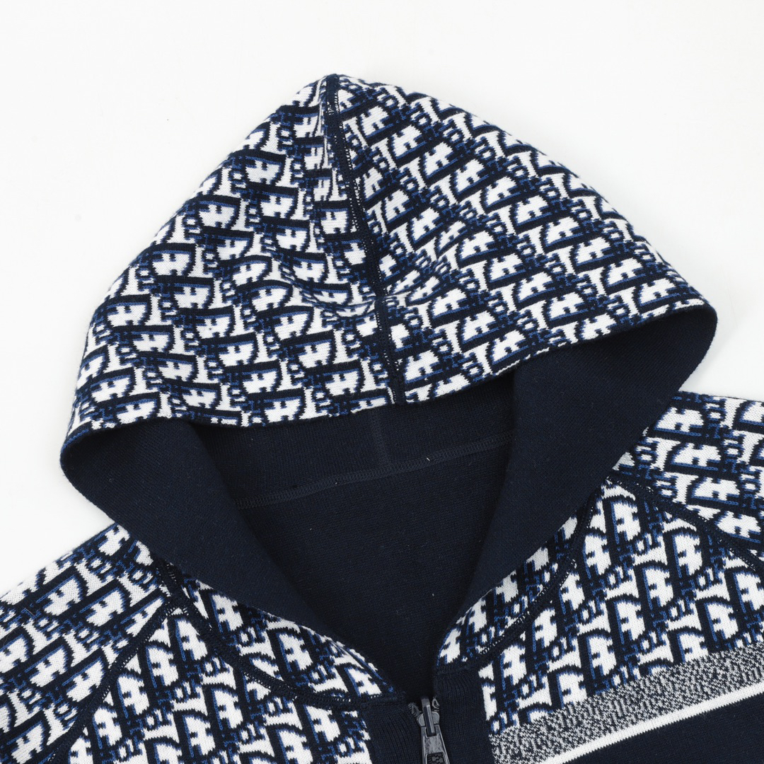 Reversible Cashmere Knitted Jacket