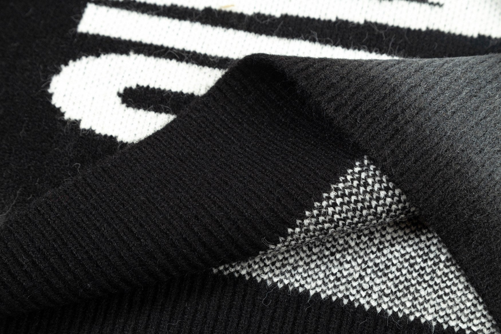 New High Quality Soft Sweater