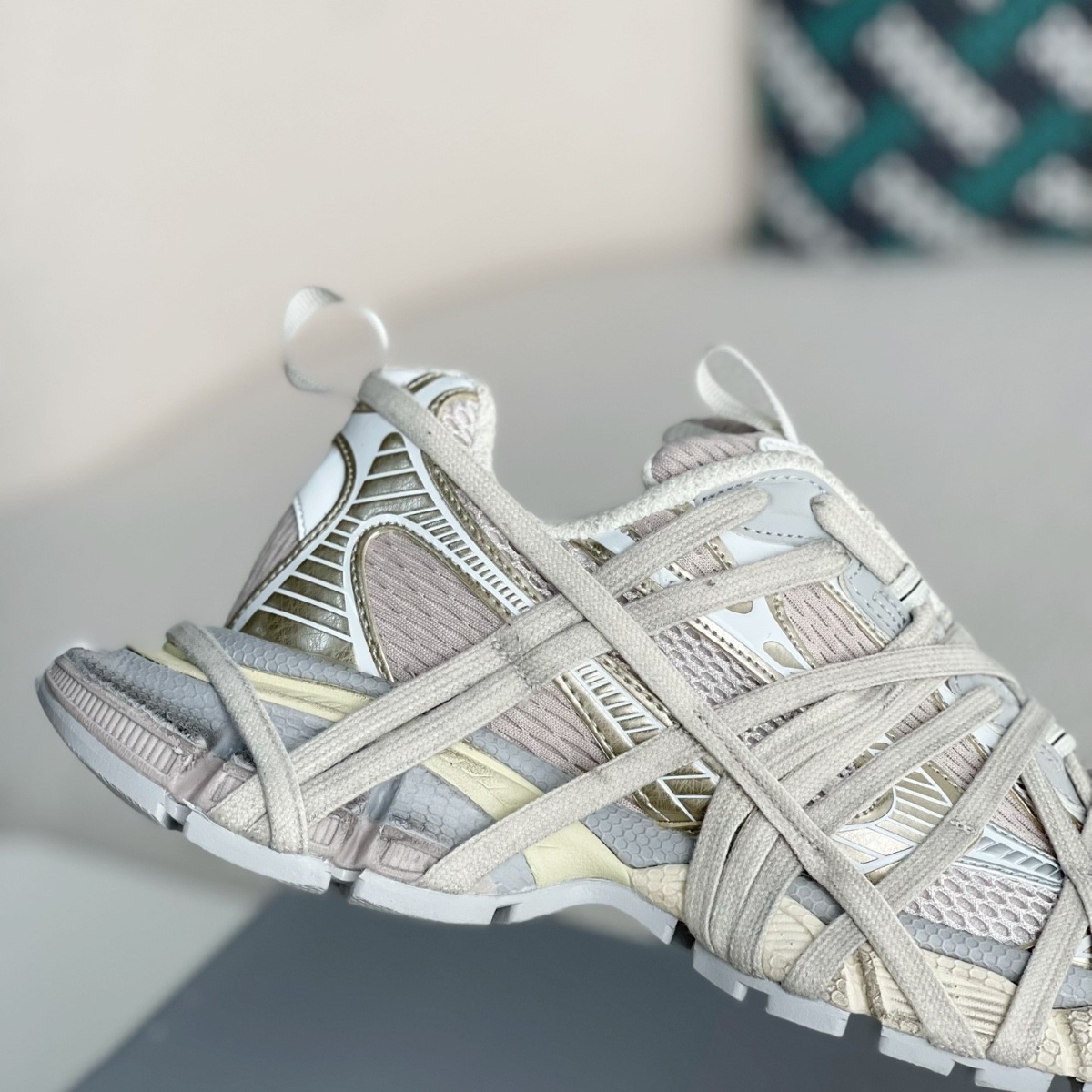 3XL Extreme Lace Sneakers