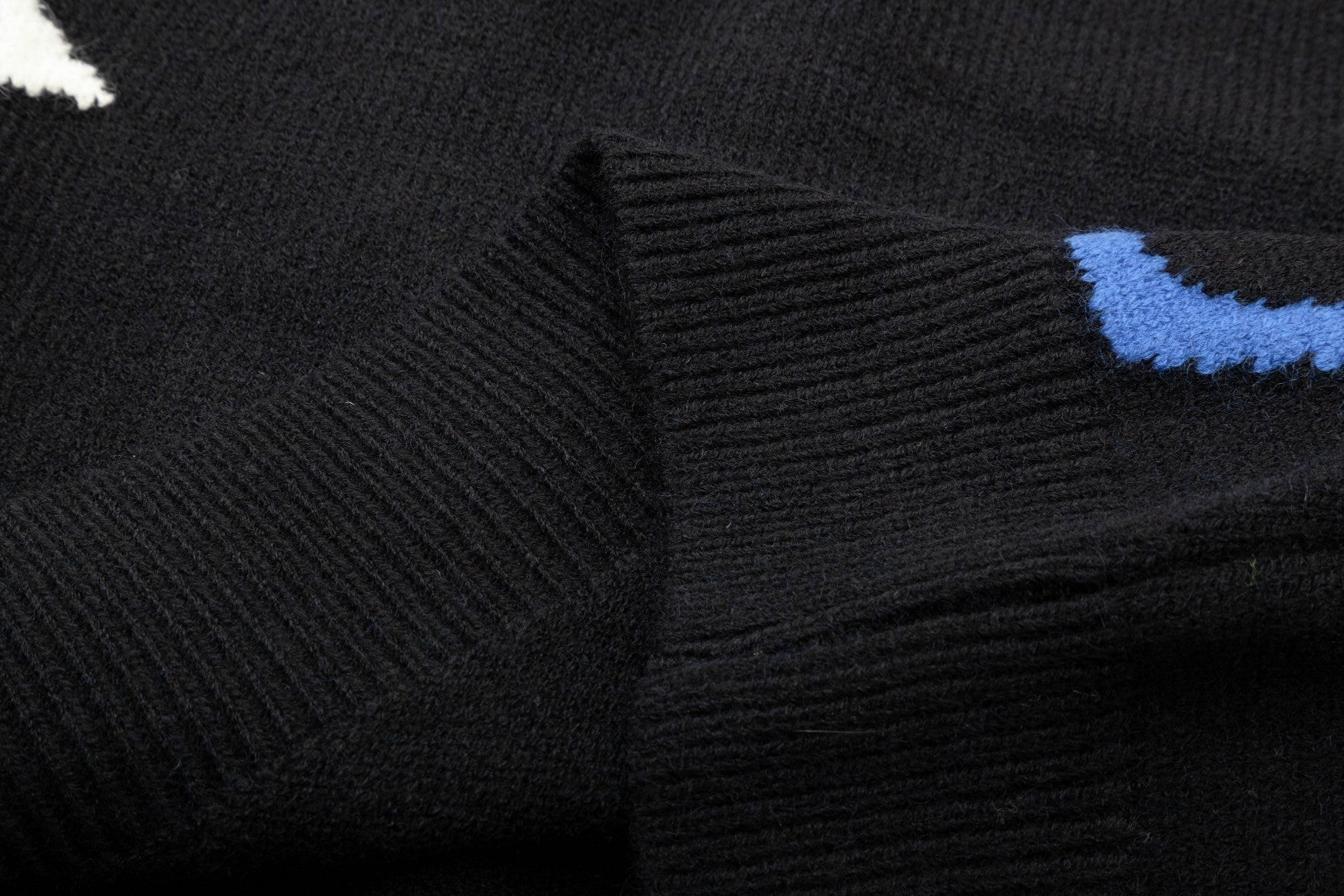 New High Quality Soft Sweater