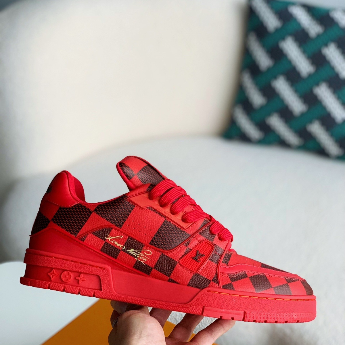 Trainer Red Sneaker