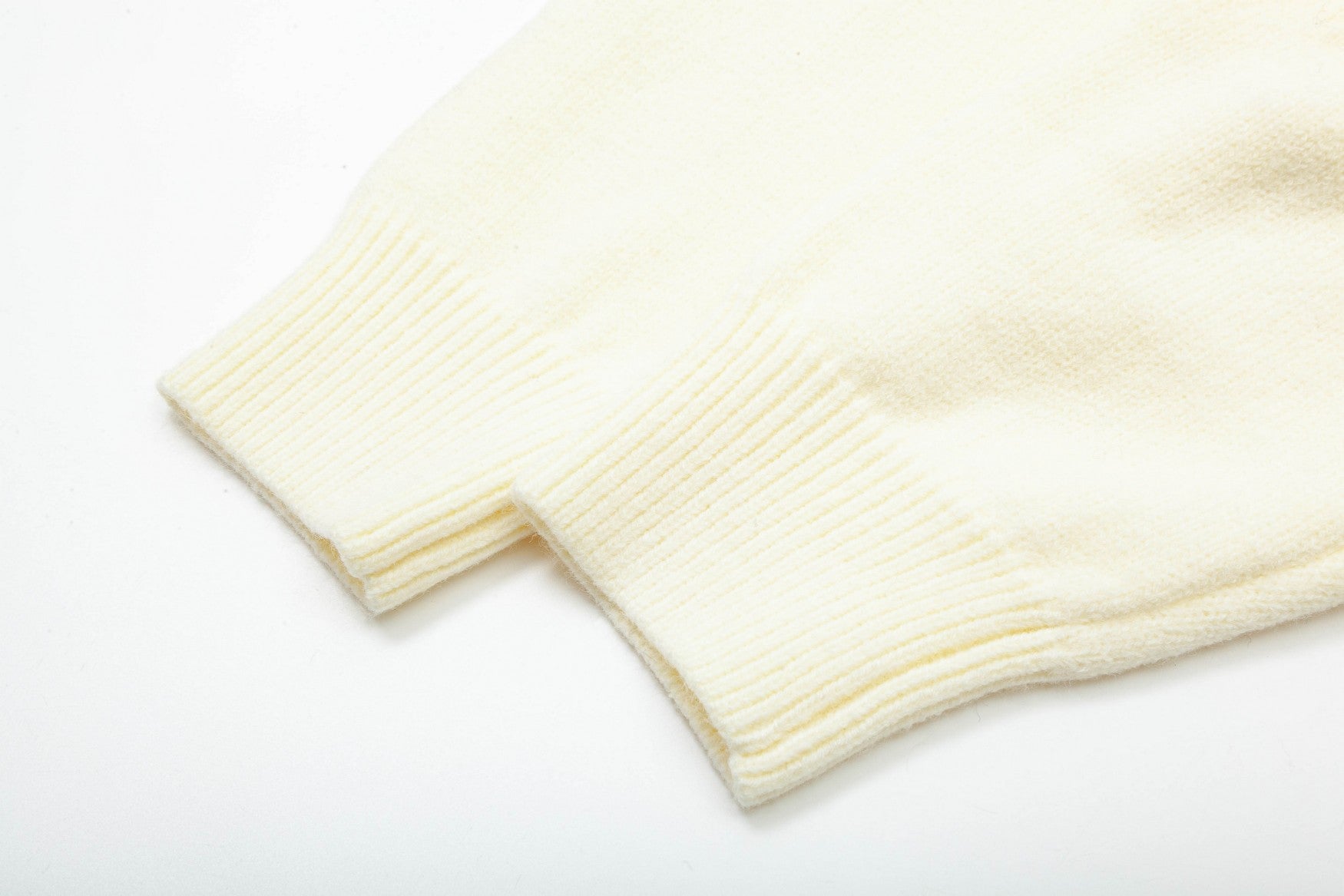 New High Quality Soft Sweater