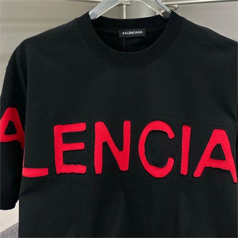 Embroidered patchwork print short-sleeved T-shirt