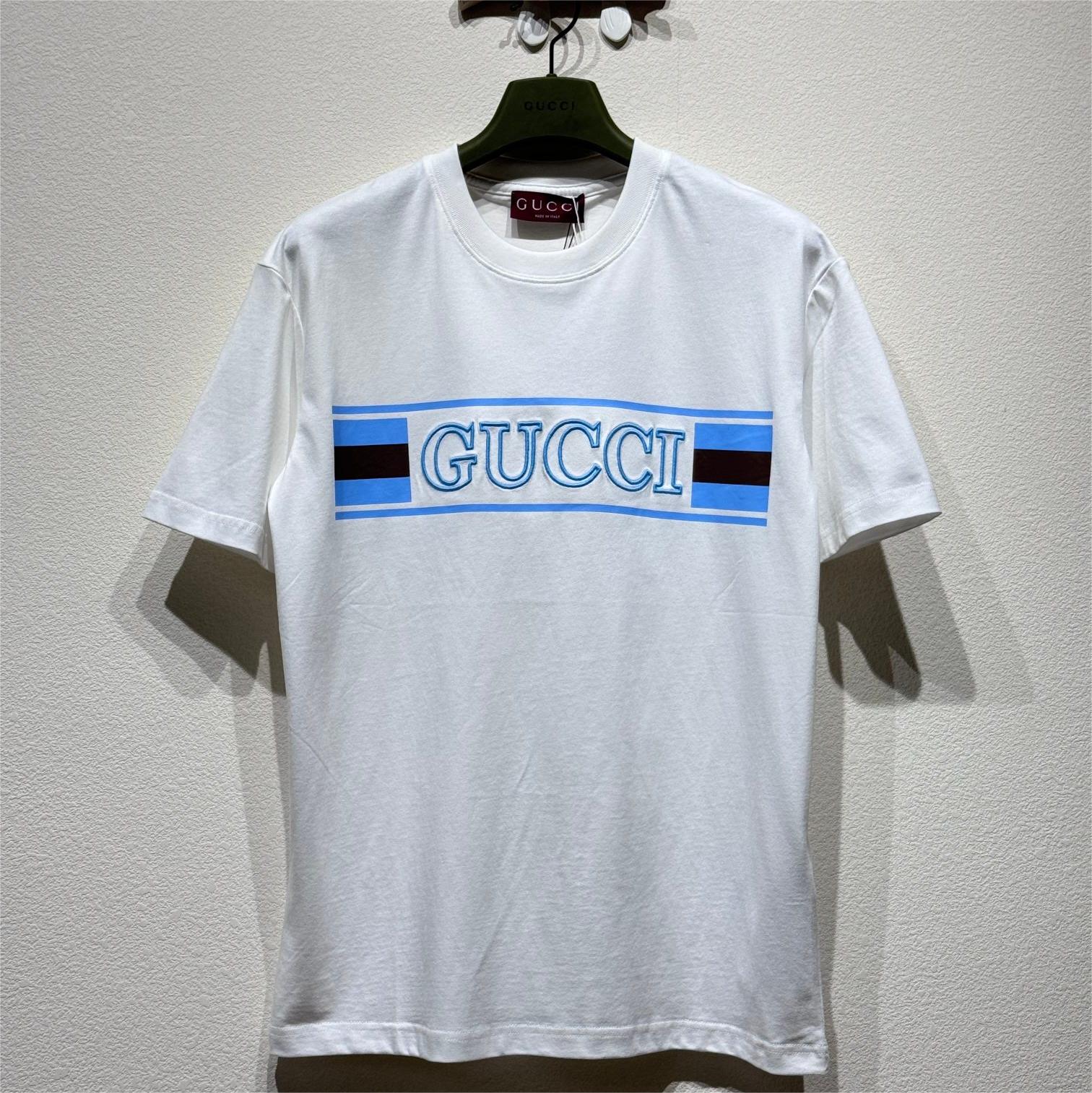 Classic Two-Tone Embroidered T-shirt