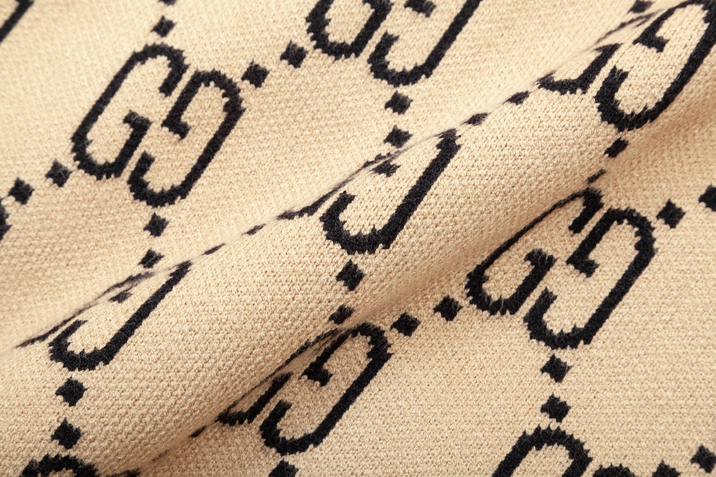 New High Quality Soft Sweater