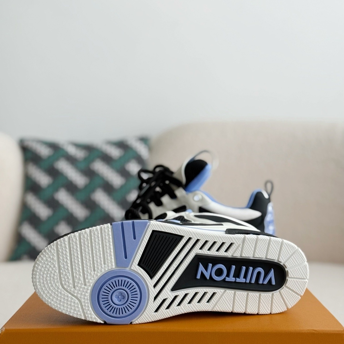 Black low-top skate shoes