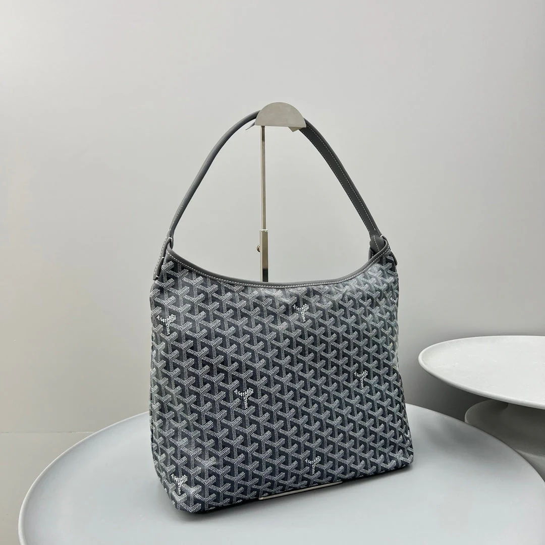 34 In Grey Canvas And Calfskin