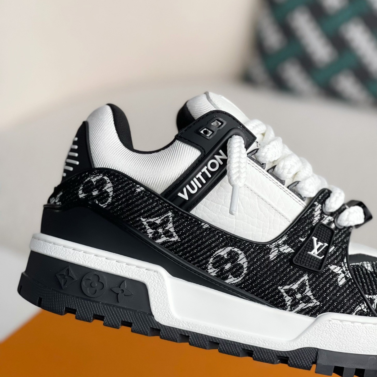 Trainer Maxi White / Black Sneaker