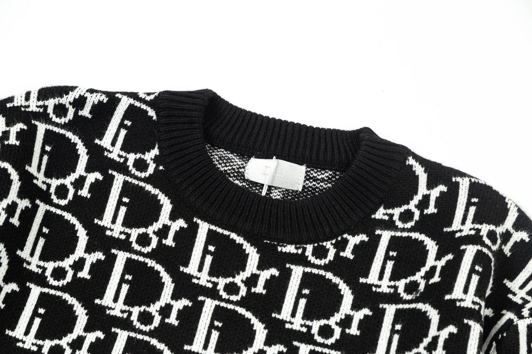 New High Quality Soft Sweater