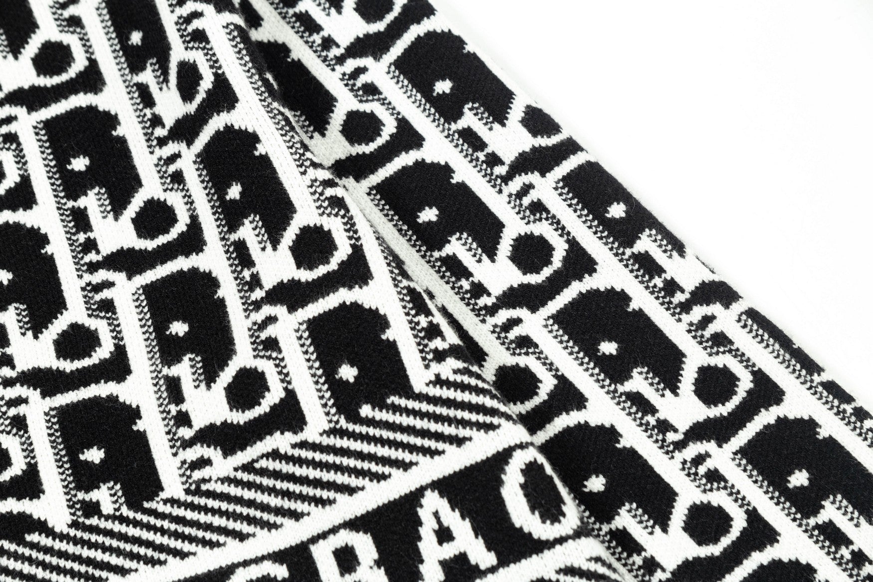 New High Quality Soft Sweater