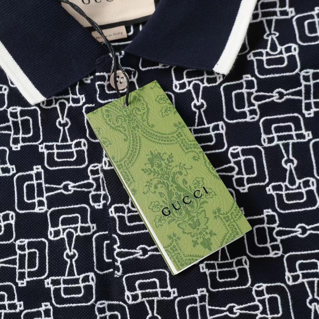 Unisex POLO Short-Sleeved Shirt