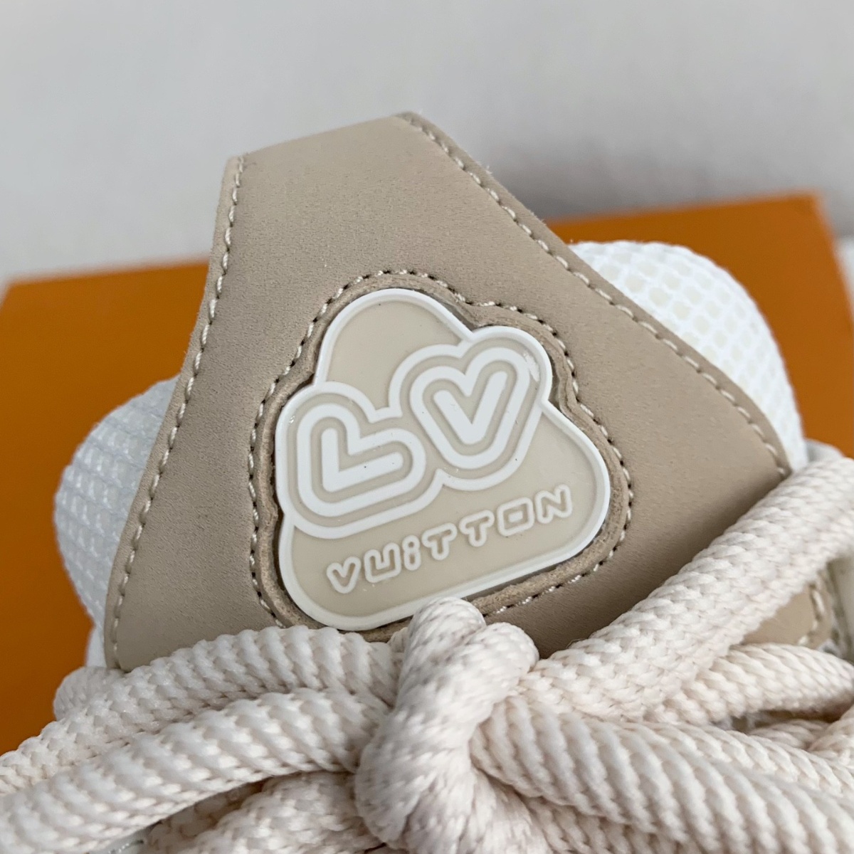 Skate Sneaker Beige White