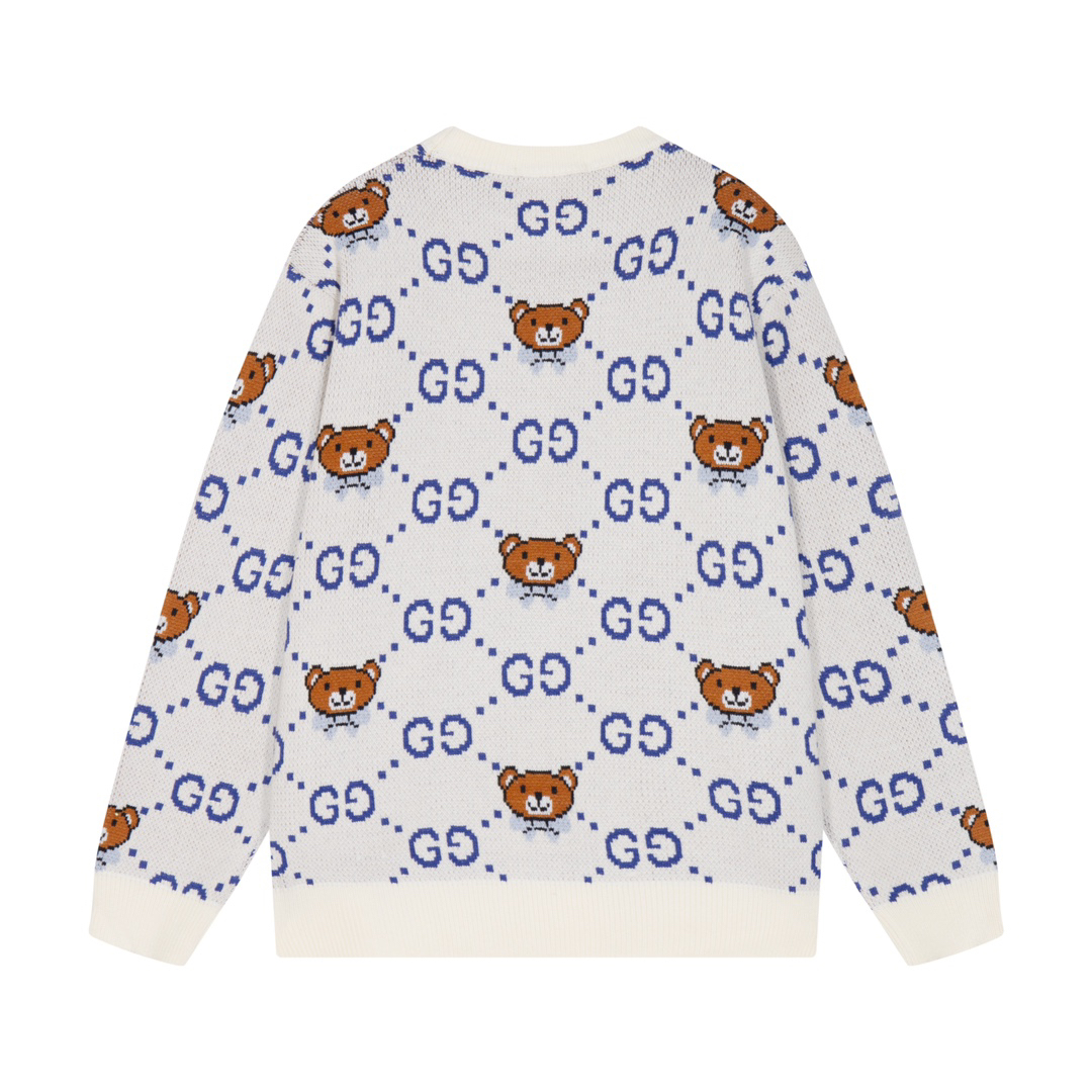 Bear knitted sweater
