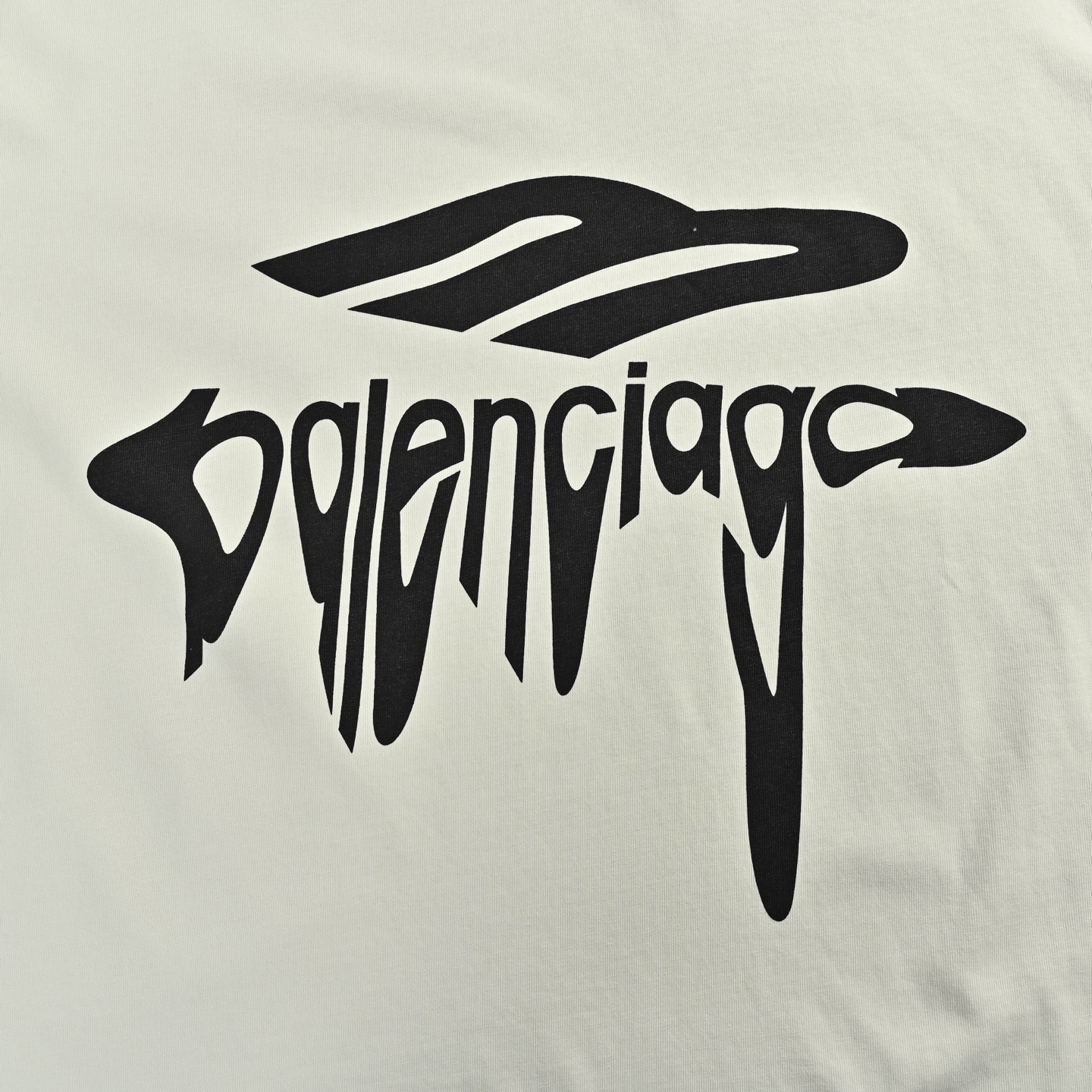 Melting Letters Print Short Sleeve T-Shirt