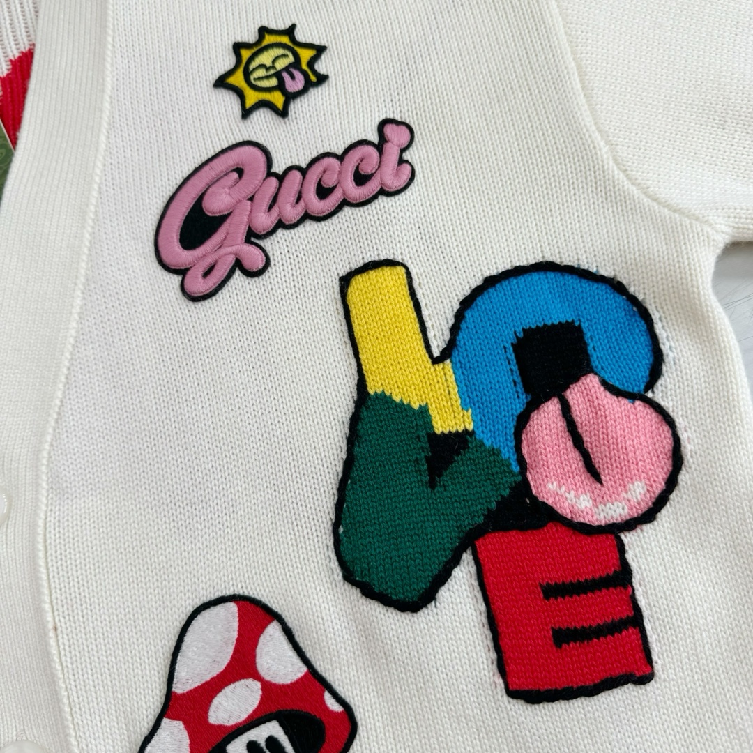 Knitted Cardigan With Embroidered Cartoon Pattern