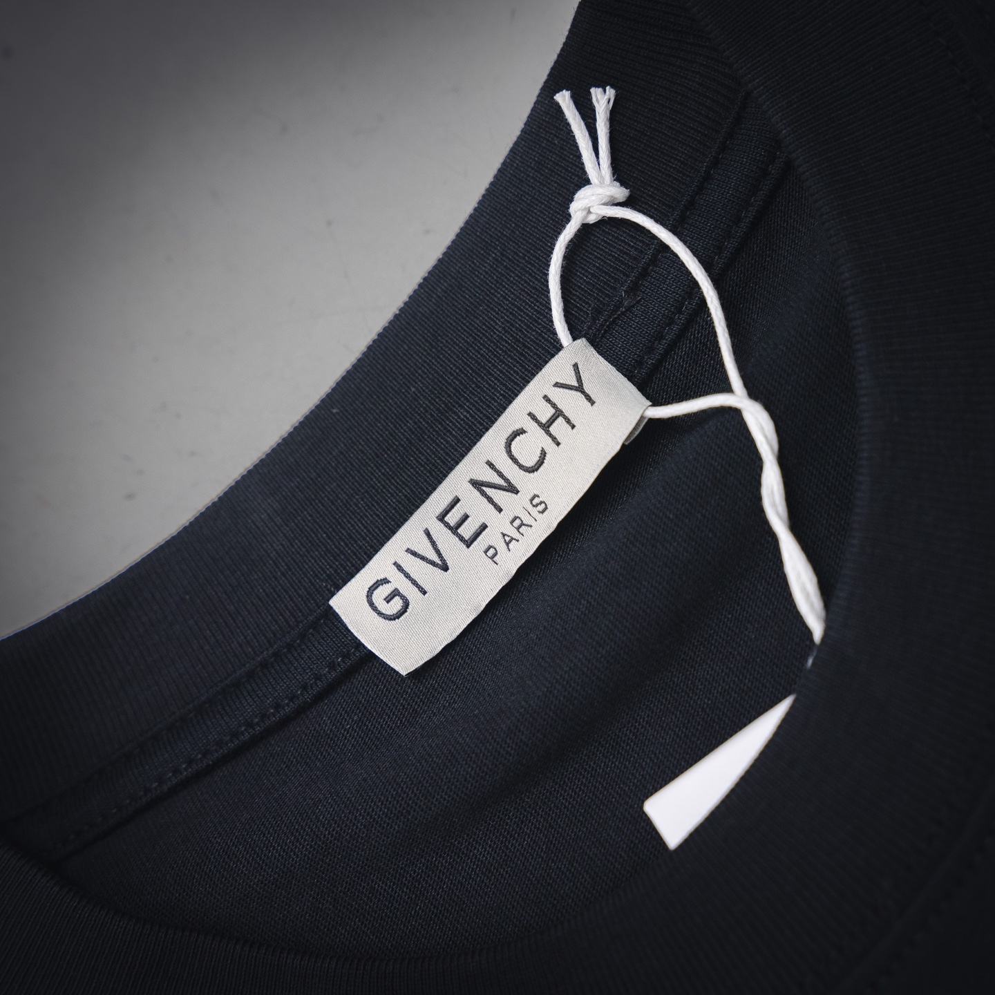 Cursive 3D Embroidery Short Sleeve T-Shirt