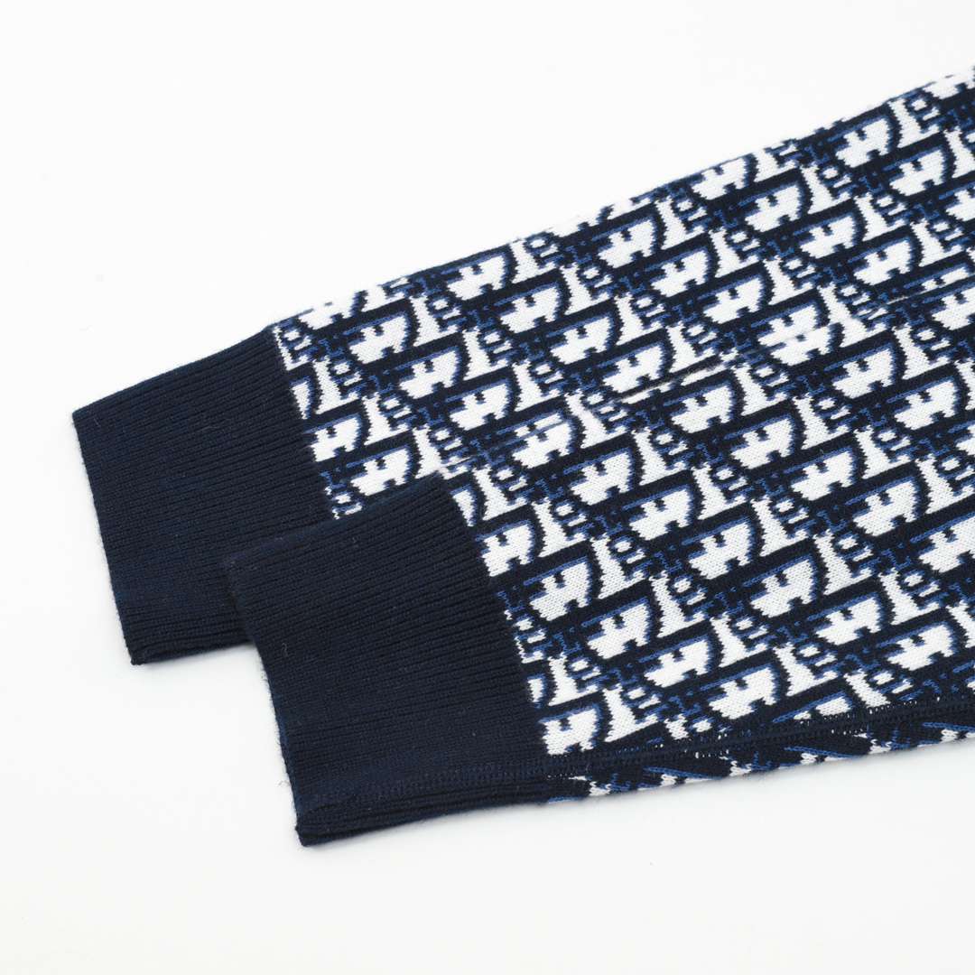 Reversible Cashmere Knitted Jacket